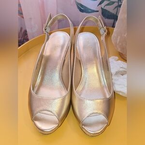 Lilly Pulitzer Gold Peep Toe Women's Wedges
